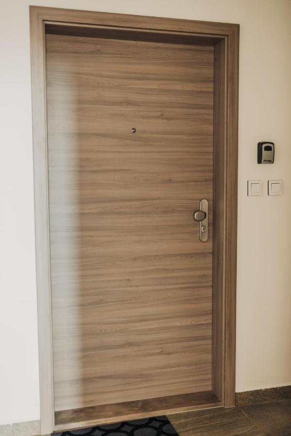 Beautiful New Studio, 400M From The Square Plzeň Exterior foto